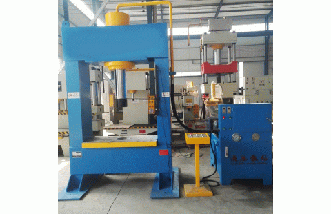 200T龍門液壓機(jī)